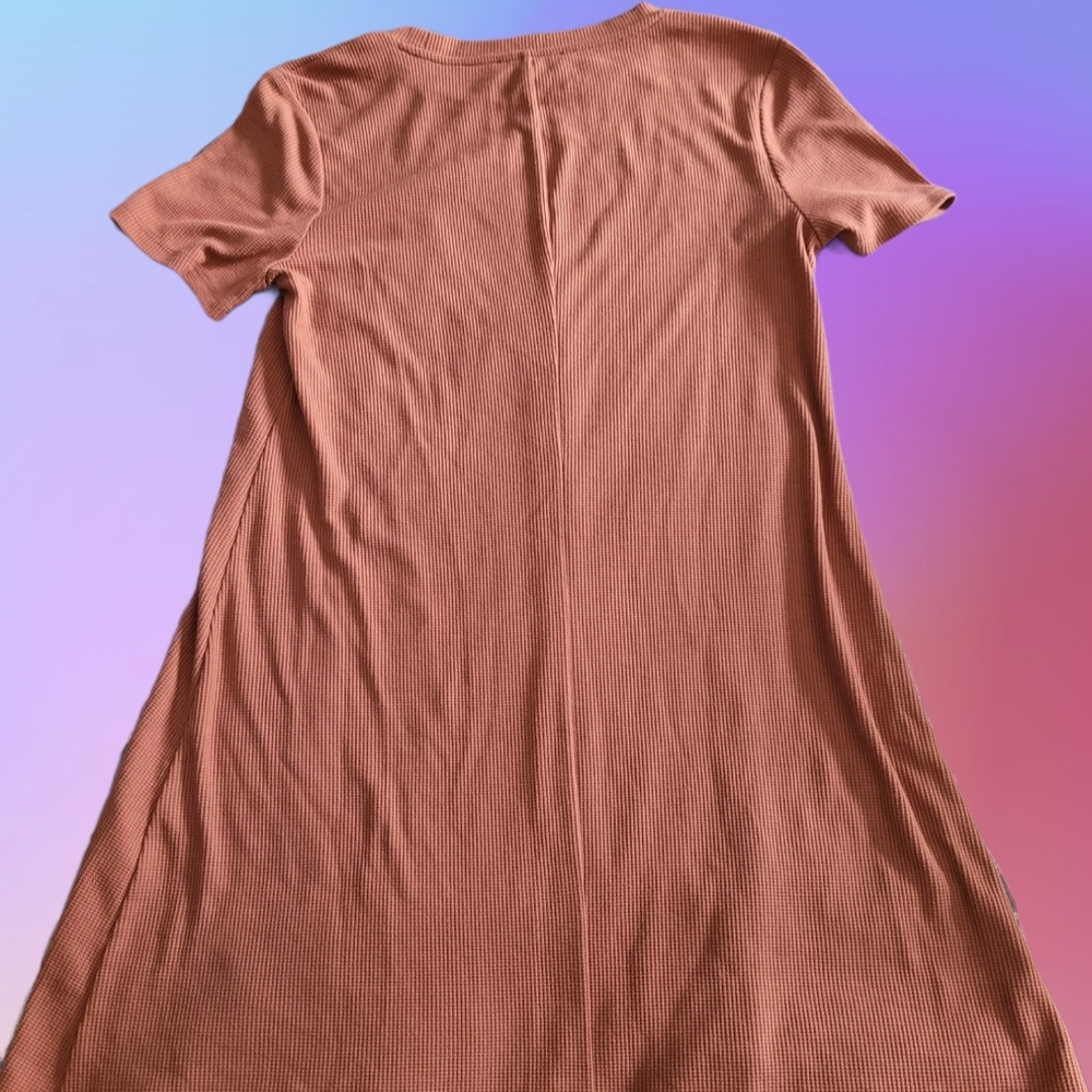 Women's waffle-knit thigh-length dress
